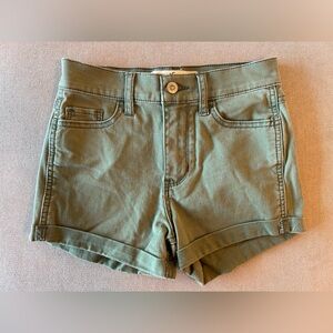Hollister High-Rise Short-Short Size 00.